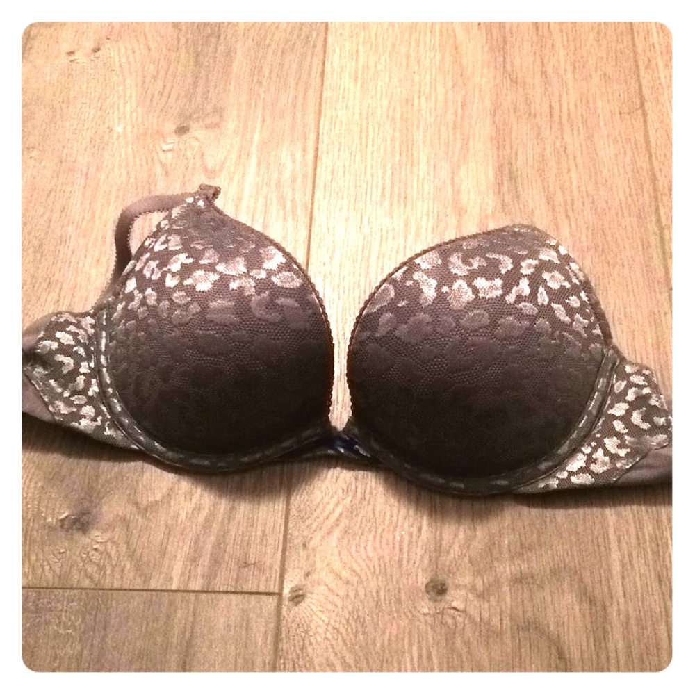 Aerie Emma bra. Size 34B. Gray Extreme Push Up